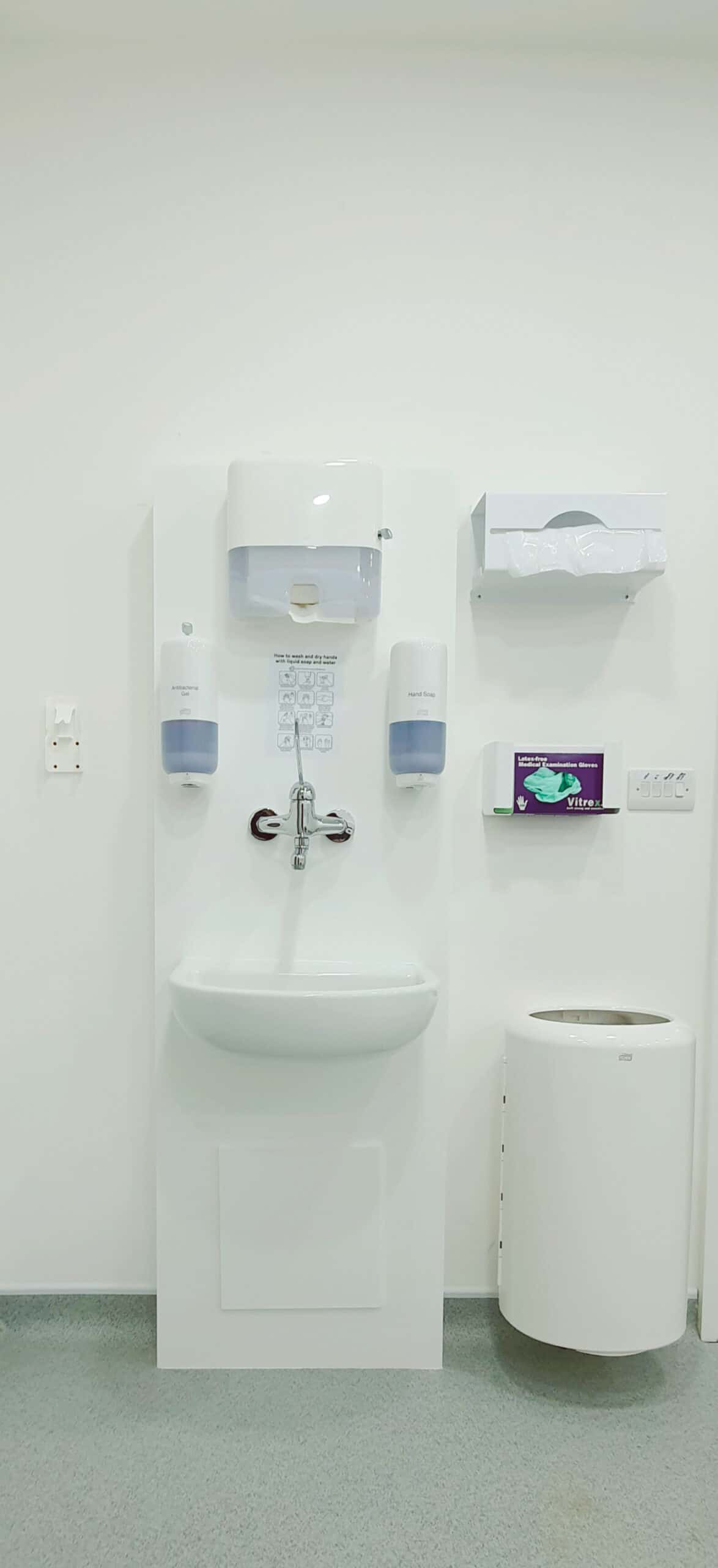 Solid Surface with Integral Sink