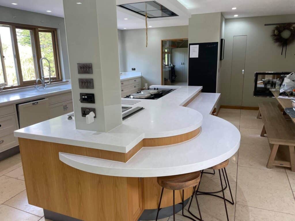 hanex solid surface cascade cream
